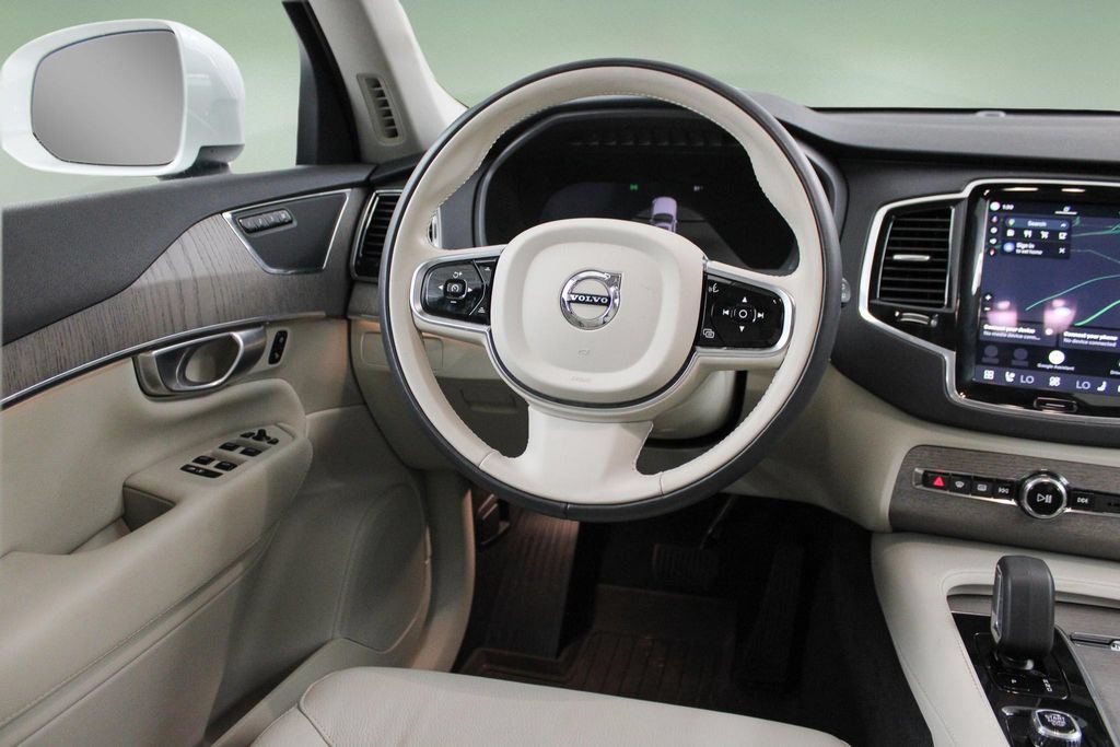 Certified 2024 Volvo XC90 B6 Plus w/ Protection Package Premier AWD/4WD image 18