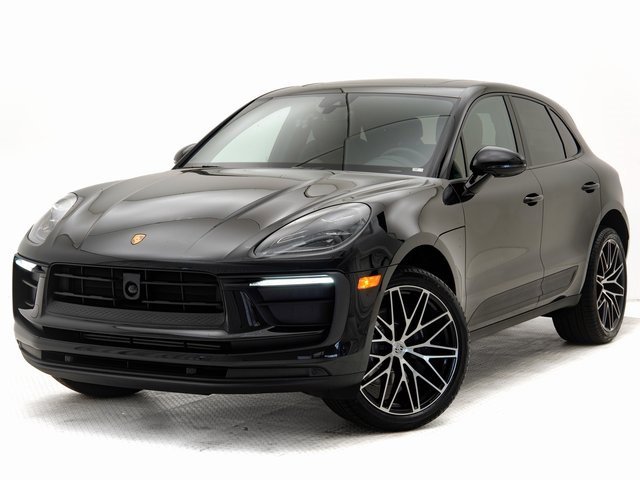 Certified 2025 Porsche Macan video 1