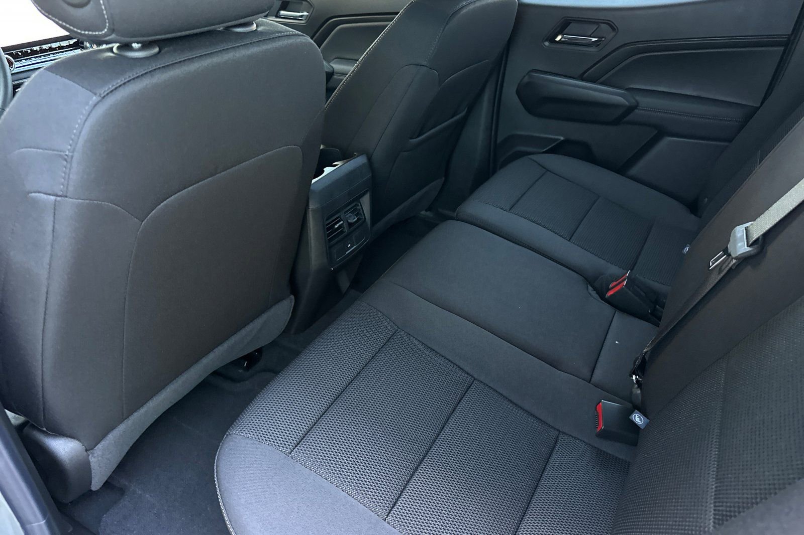New 2026 Chevrolet Colorado LT image 12