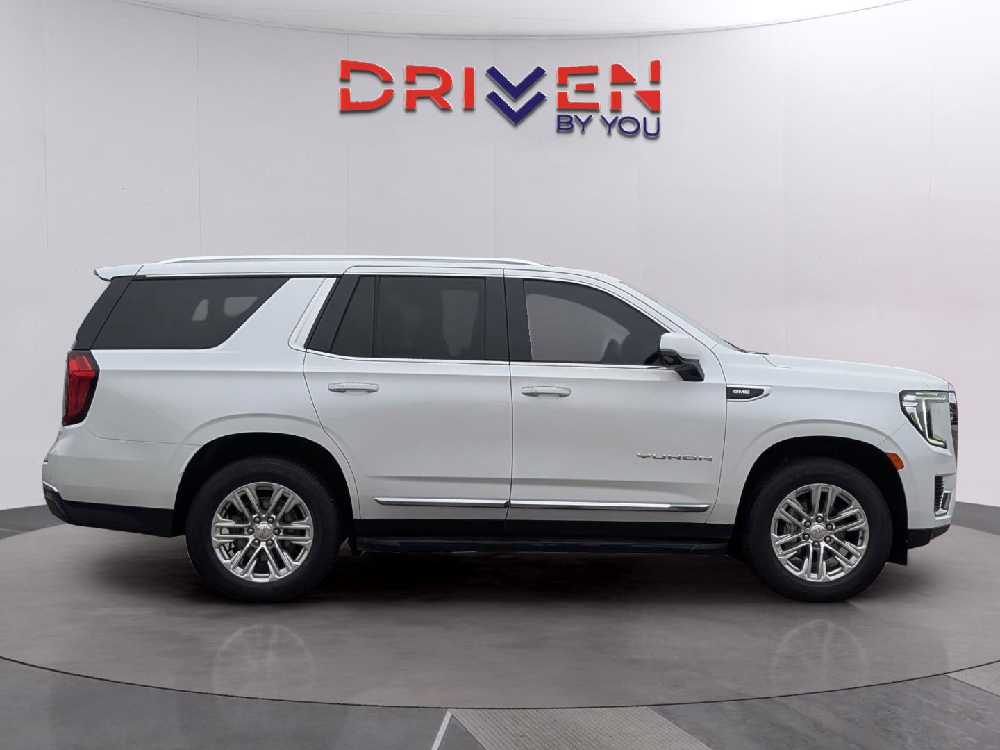 Used 2021 GMC Yukon SLT w/ SLT Luxury Plus Package image 6