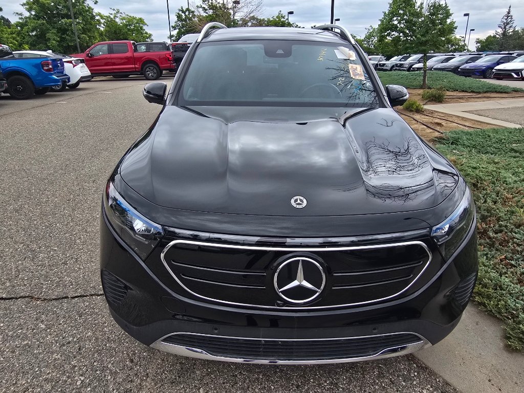 Used 2023 Mercedes-Benz EQB 350 4MATIC SUV w/ Pinnacle Package image 19