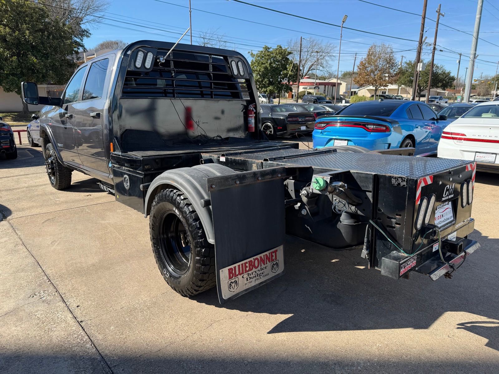 Used 2022 RAM 3500 Tradesman w/ Chrome Appearance Group image 4