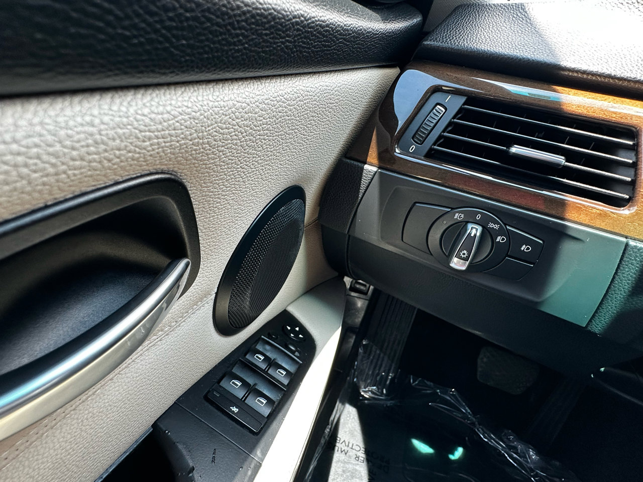 Used 2010 BMW 335i Sedan image 45