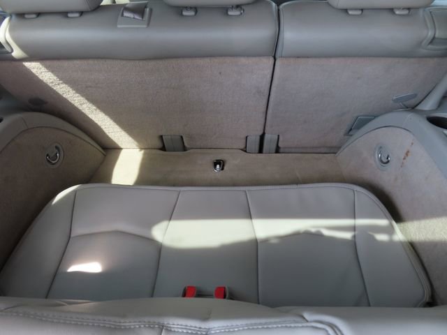 Used 2005 Cadillac SRX w/ 7-Passenger Value Package image 11