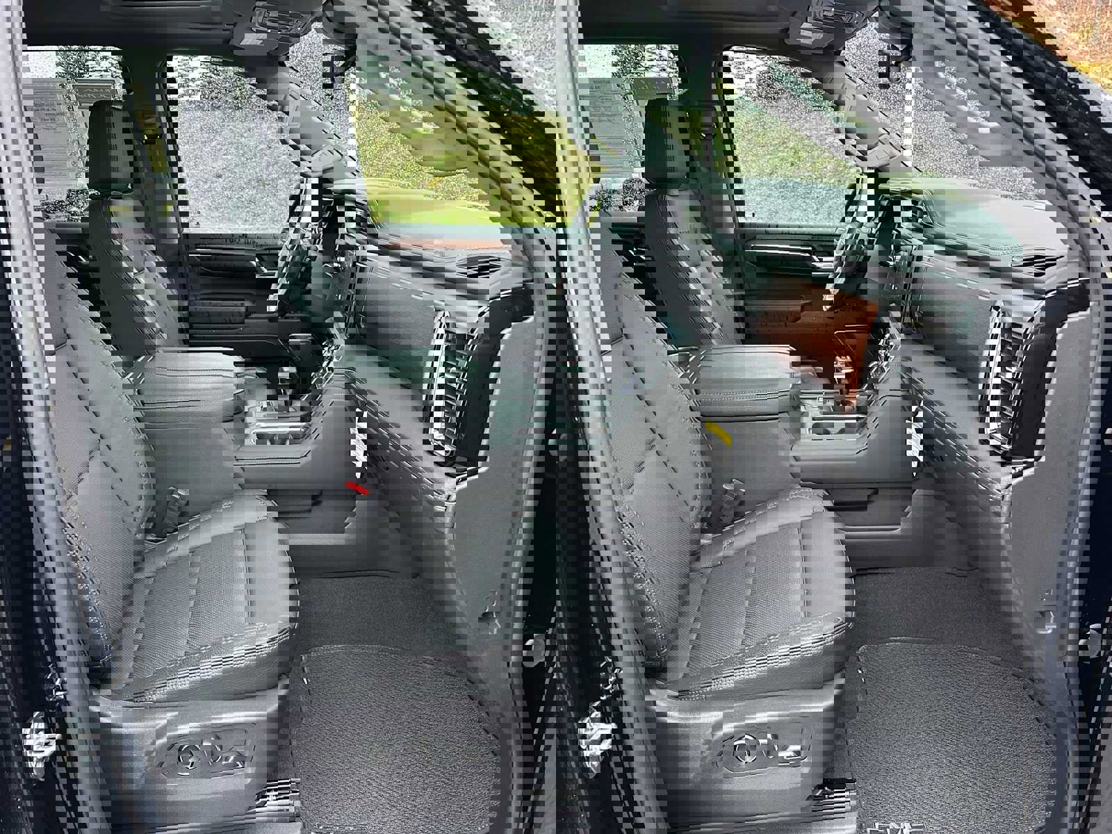 Used 2024 GMC Sierra 1500 Denali w/ Denali Reserve Package image 10