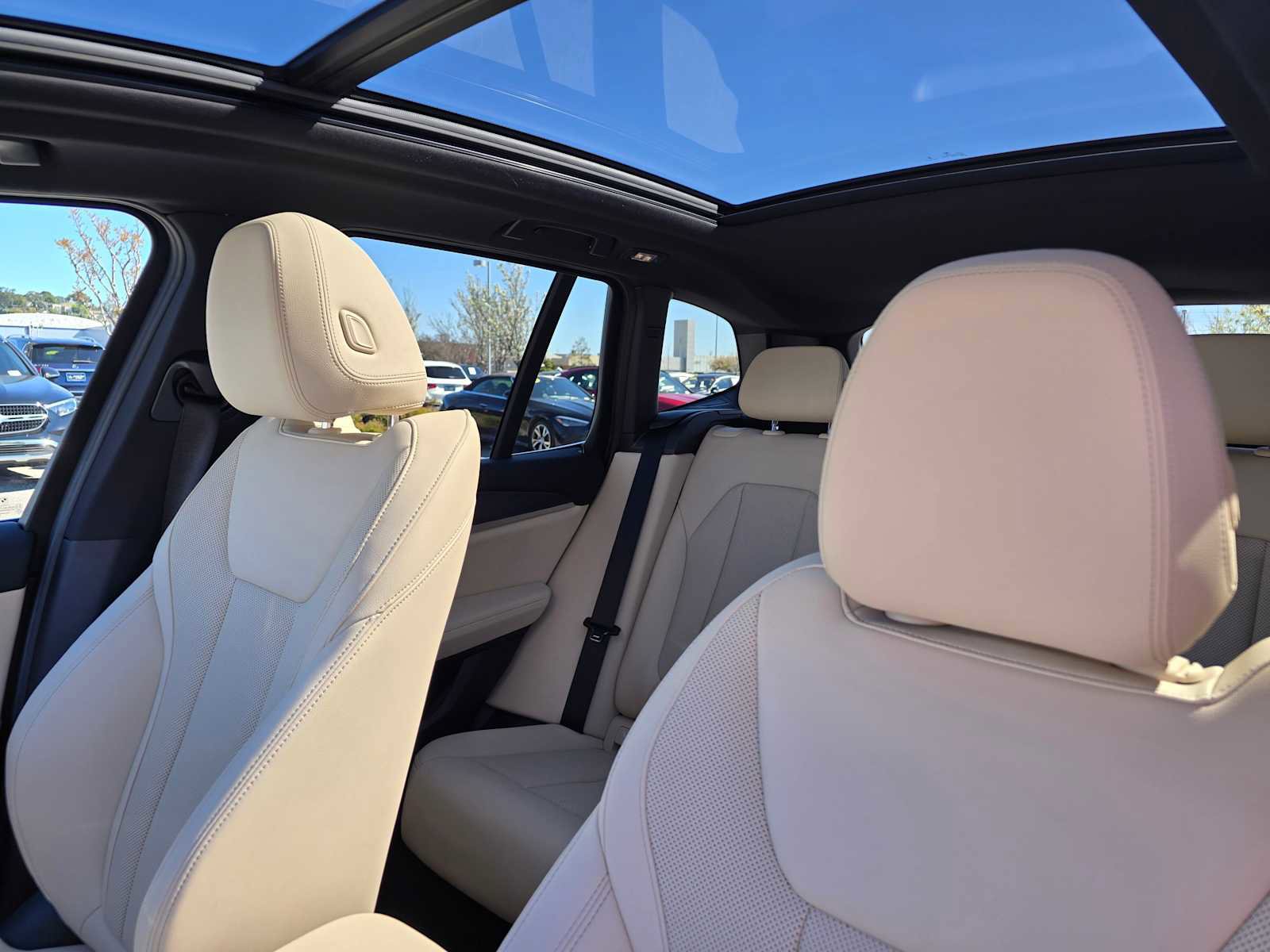 Used 2023 BMW X3 xDrive30i w/ Premium Package image 23