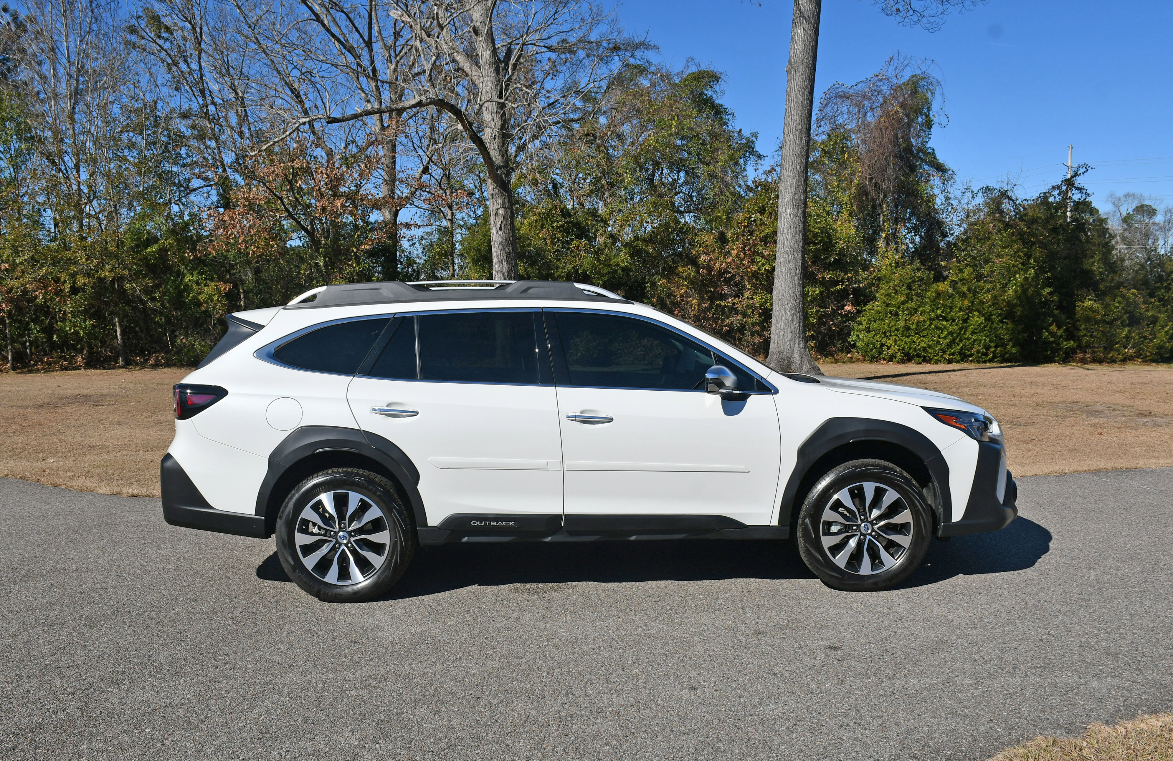 Used 2025 Subaru Outback Touring image 5
