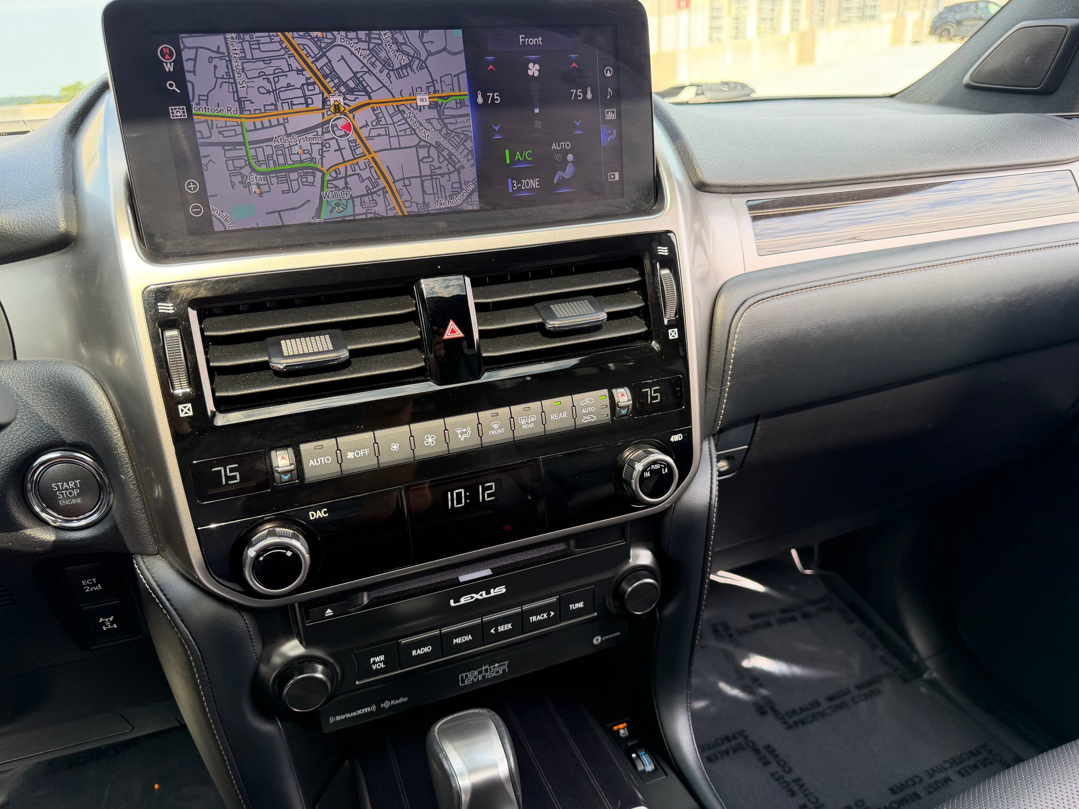 Used 2023 Lexus GX 460 Premium AWD/4WD image 18