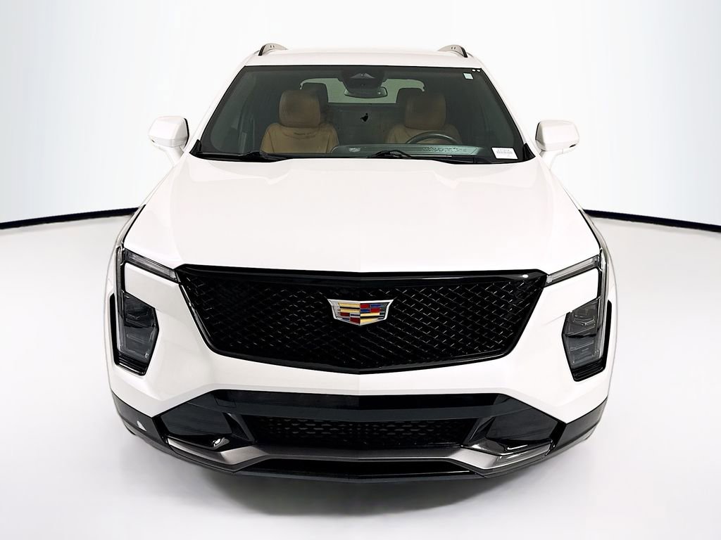 Used 2024 Cadillac XT4 Sport AWD/4WD image 2
