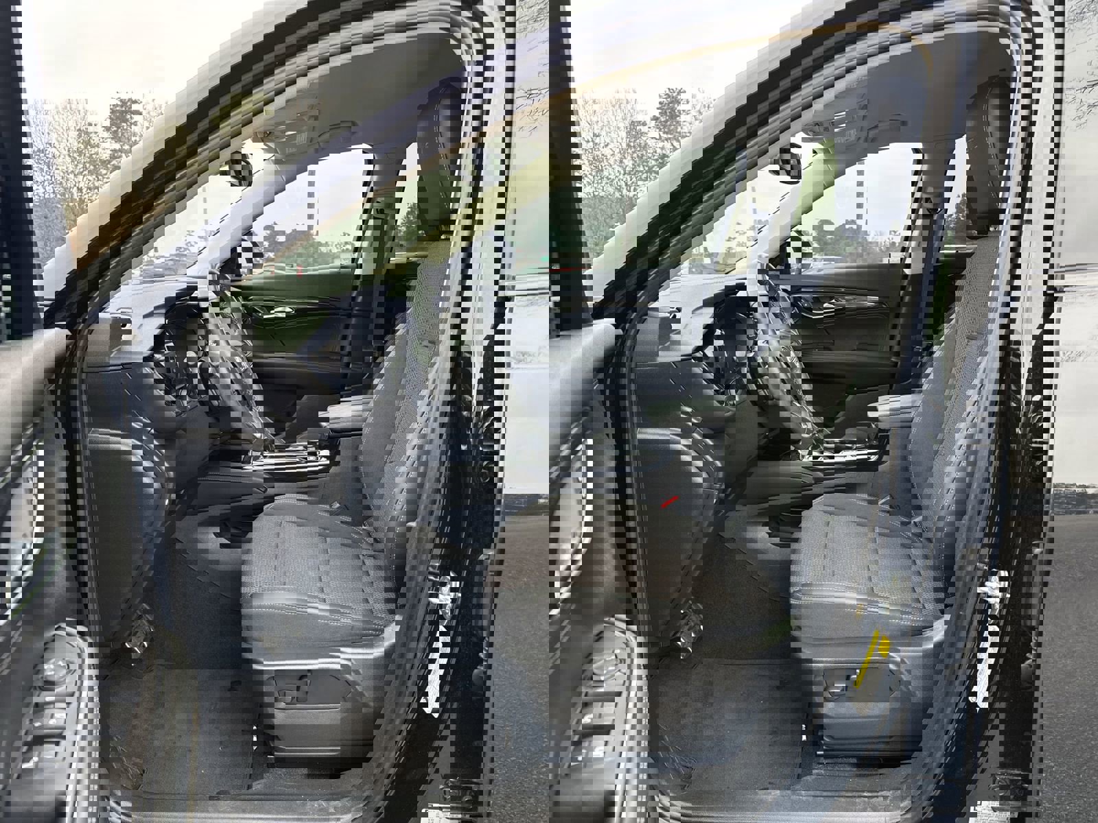 Certified 2023 Buick Envision Preferred image 16