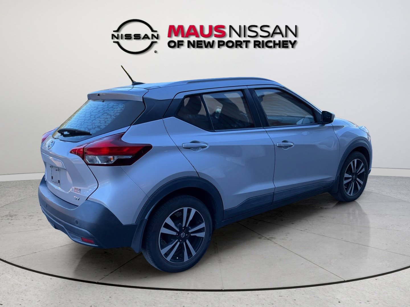 Used 2019 Nissan Kicks SV w/ Exterior Electronics Package FWD image 9
