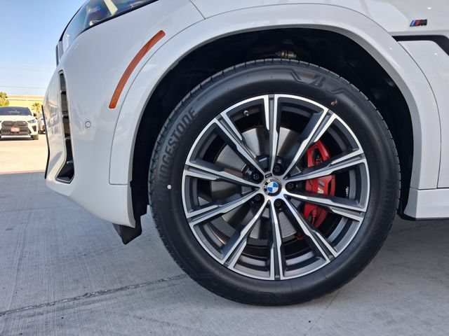 Used 2024 BMW X6 xDrive40i w/ M Sport Professional Package AWD/4WD image 29