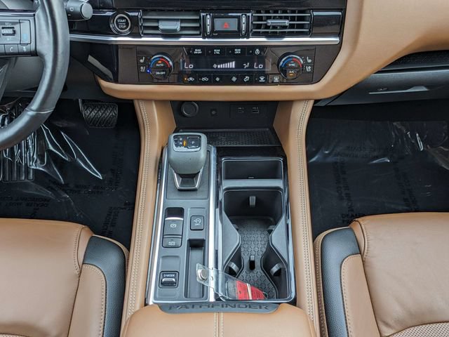 Used 2024 Nissan Pathfinder Platinum FWD image 20