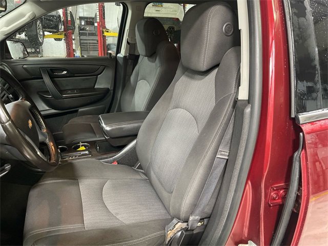 Used 2016 Chevrolet Traverse LT w/ Style and Technology Package image 11