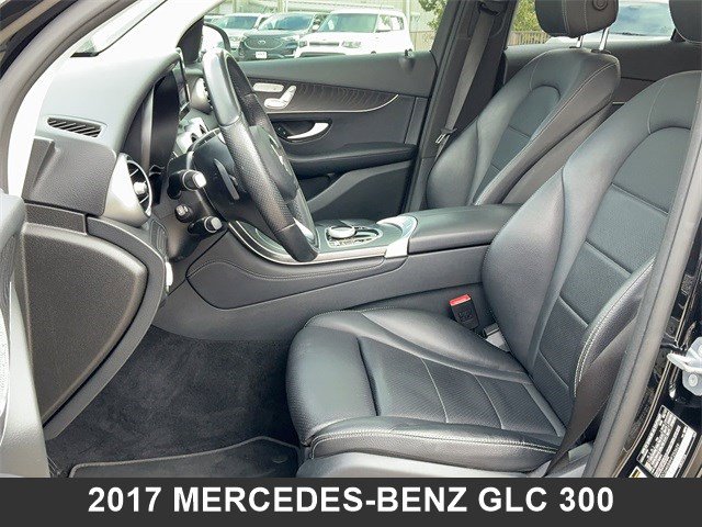 Used 2017 Mercedes-Benz GLC 300 4MATIC Coupe image 13