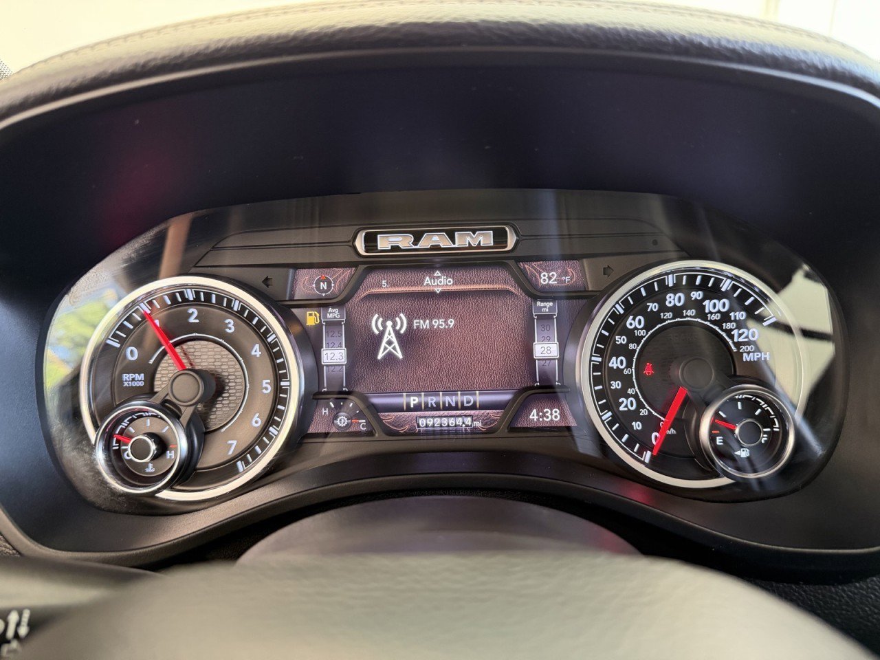 Used 2020 RAM 1500 Laramie image 12