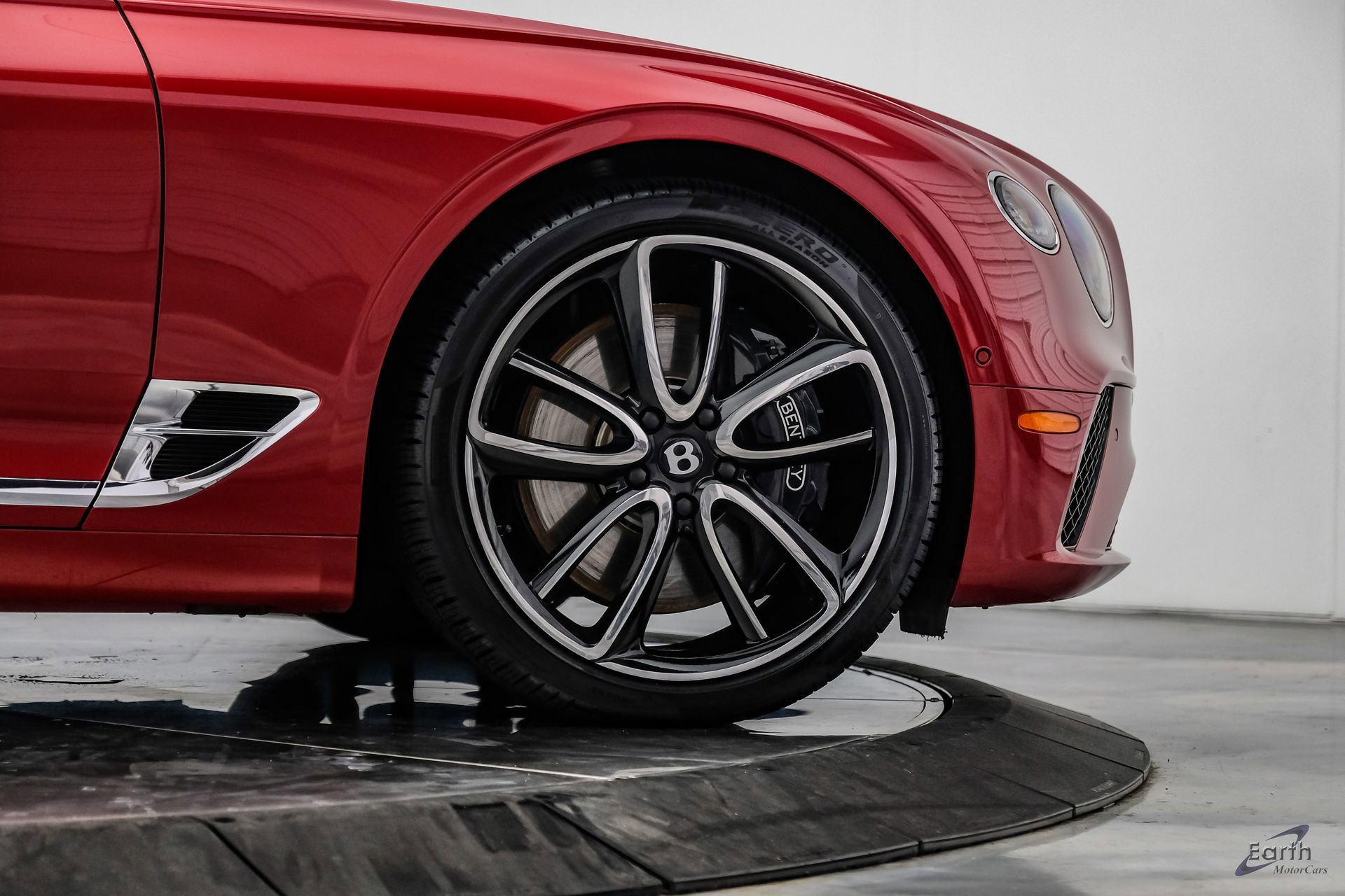 Used 2020 Bentley Continental GT AWD/4WD image 97