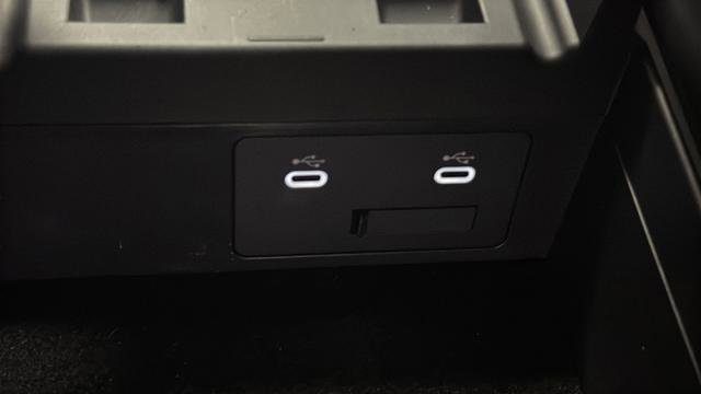 Used 2024 MAZDA CX-90 Plug-In Hybrid w/ Premium Plus image 17