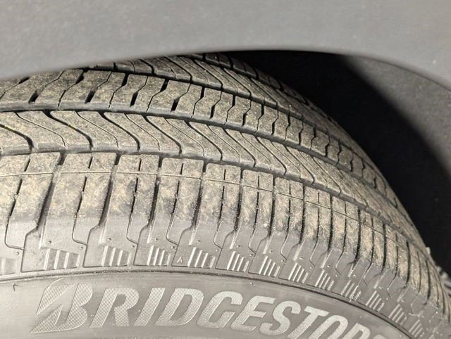 Certified 2023 Chevrolet Traverse LT w/ LPO, Floor Liner Package image 9