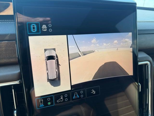 Used 2025 GMC Yukon XL Denali Ultimate w/ LPO, Floor Liner Package AWD/4WD image 21