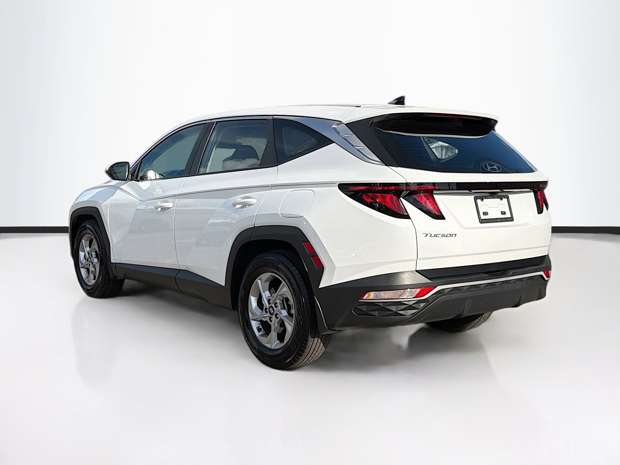 Used 2023 Hyundai Tucson SE image 5