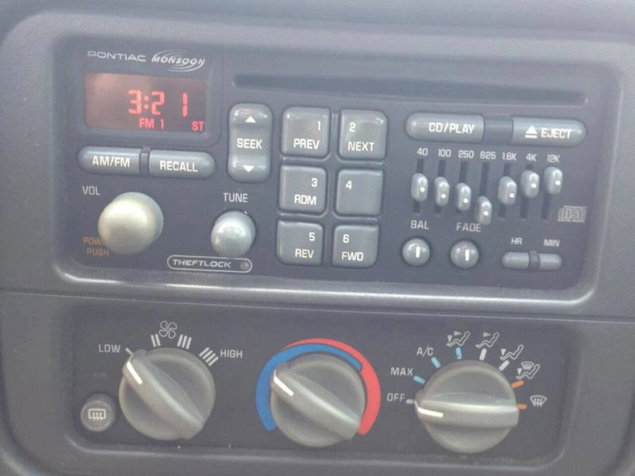 Used 1998 Pontiac Firebird Formula image 38
