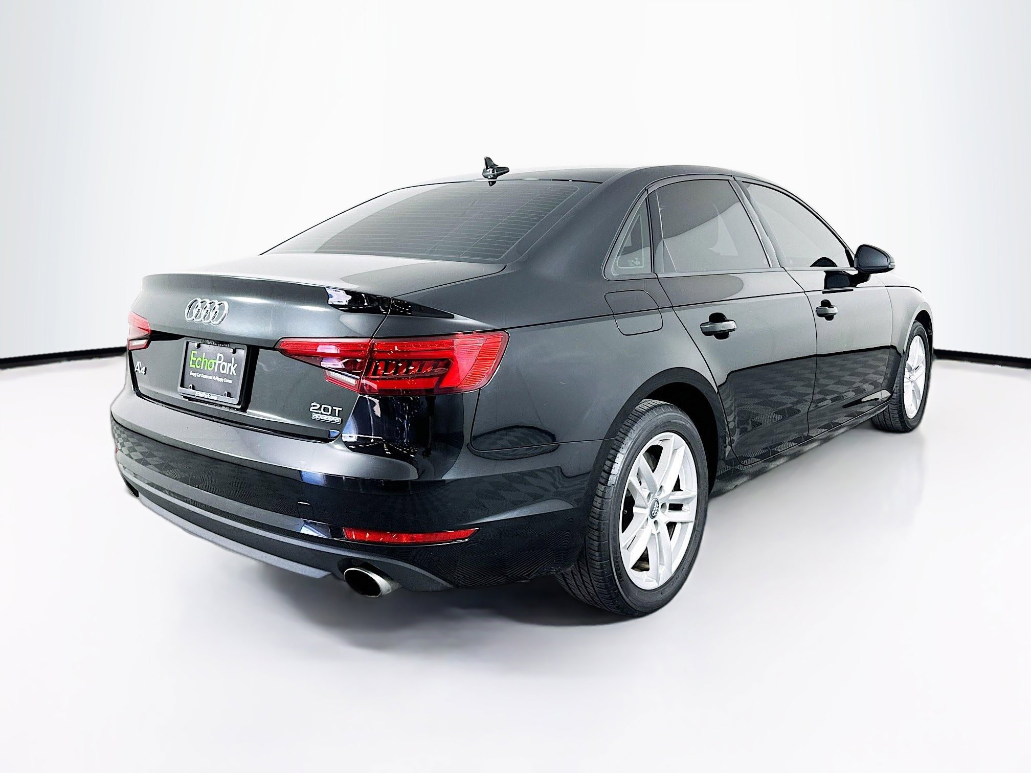 Used 2017 Audi A4 2.0T Premium image 9