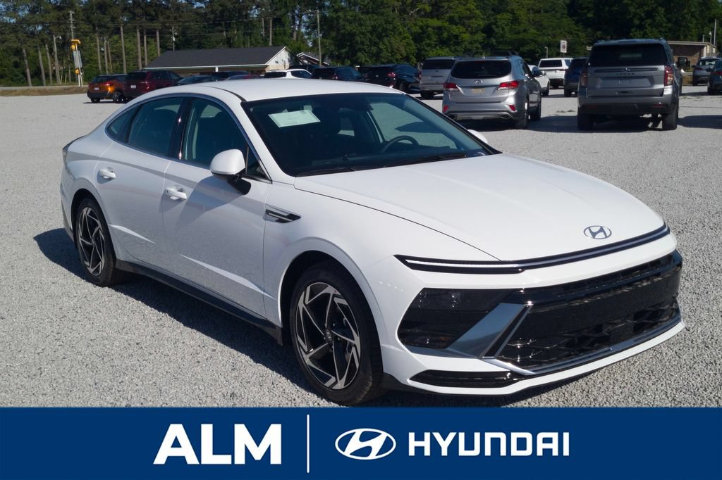 New 2026 Hyundai Sonata SEL FWD image 4