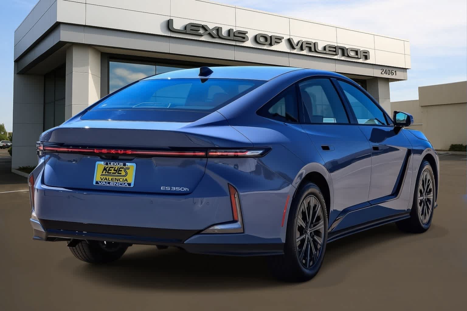 New 2026 Lexus ES 350h w/ Convenience Package FWD image 4