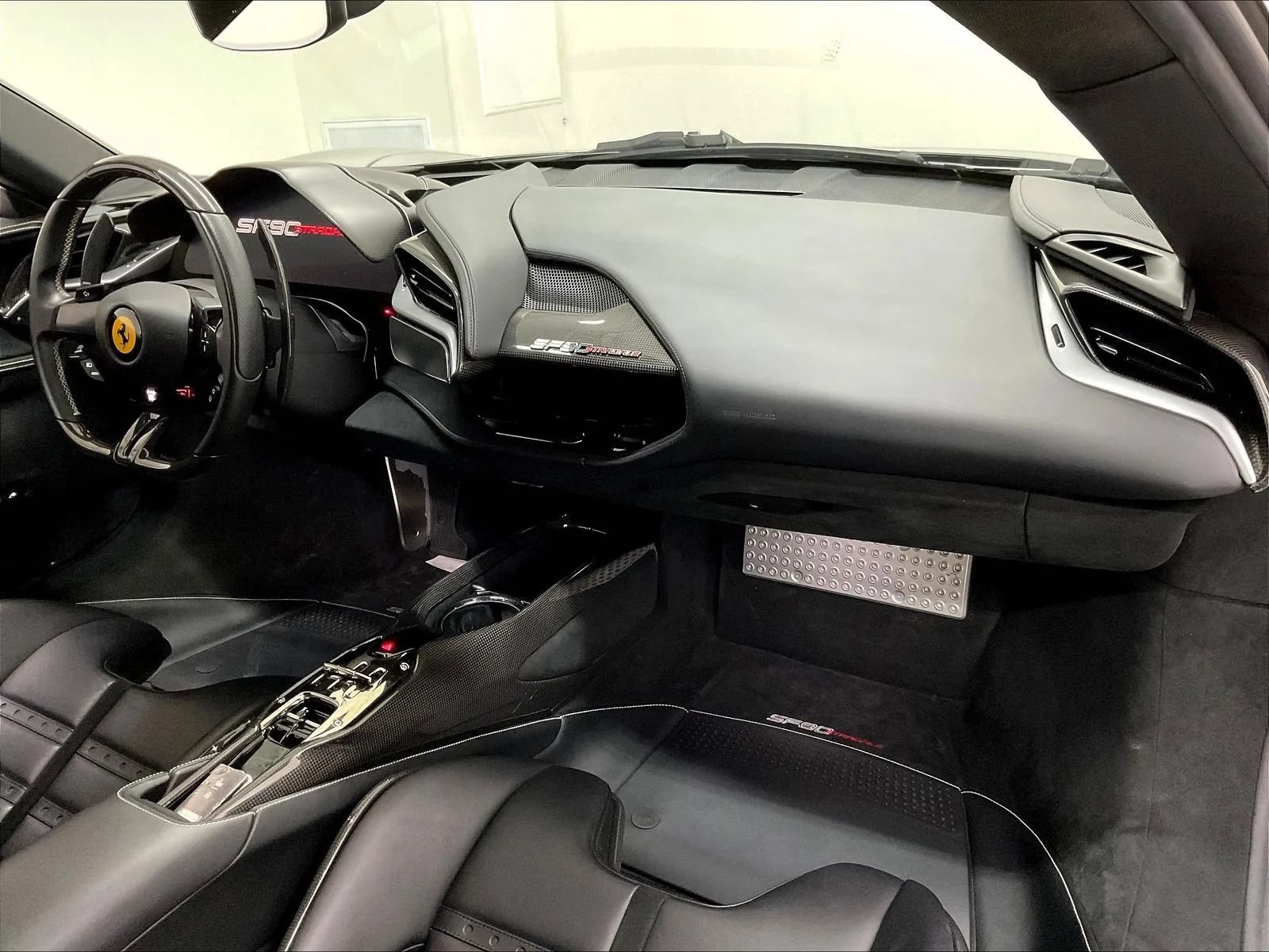 Used 2021 Ferrari SF90 Stradale AWD/4WD image 11