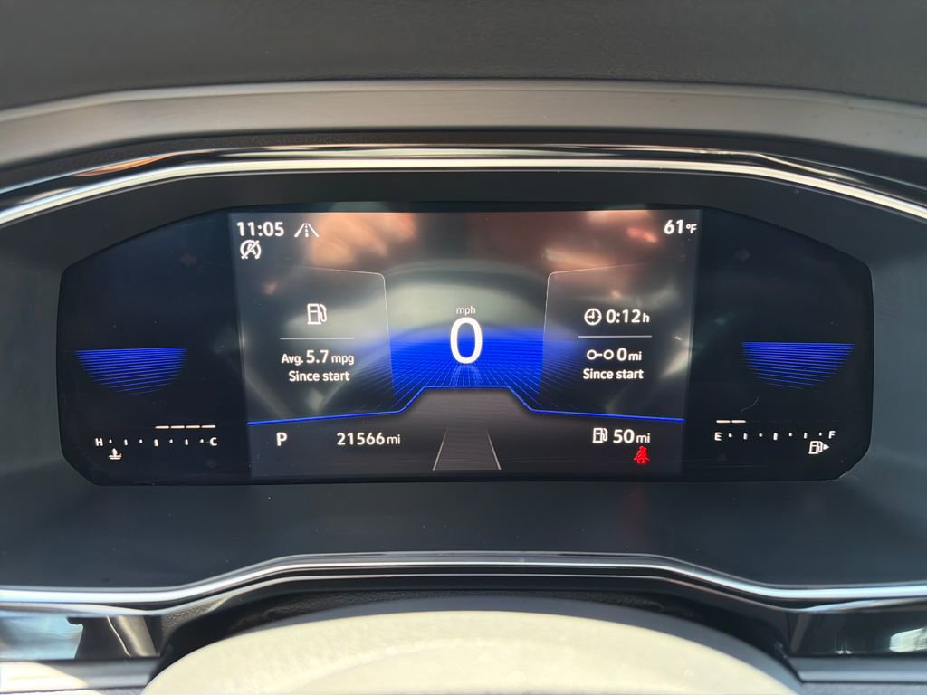 Certified 2023 Volkswagen Jetta SE w/ Panoramic Sunroof Package FWD image 18