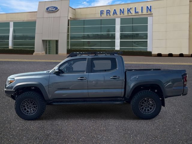 Used 2020 Toyota Tacoma TRD Off-Road w/ Technology Package AWD/4WD image 4