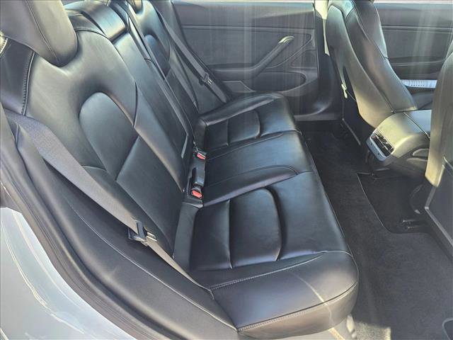 Used 2020 Tesla Model 3 Performance image 18