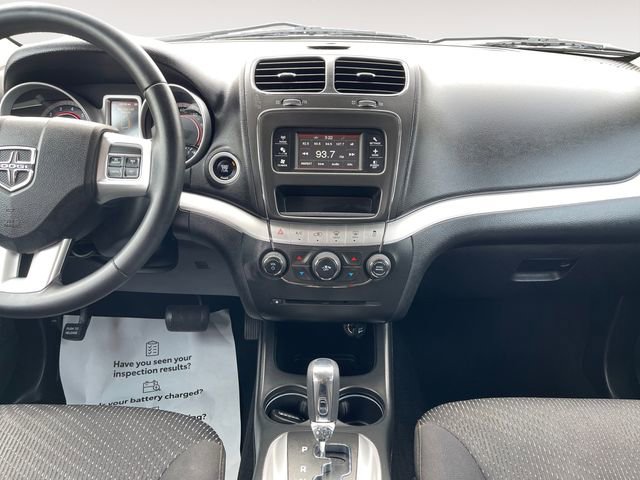 Used 2015 Dodge Journey SXT w/ Flexible Seating Group image 11