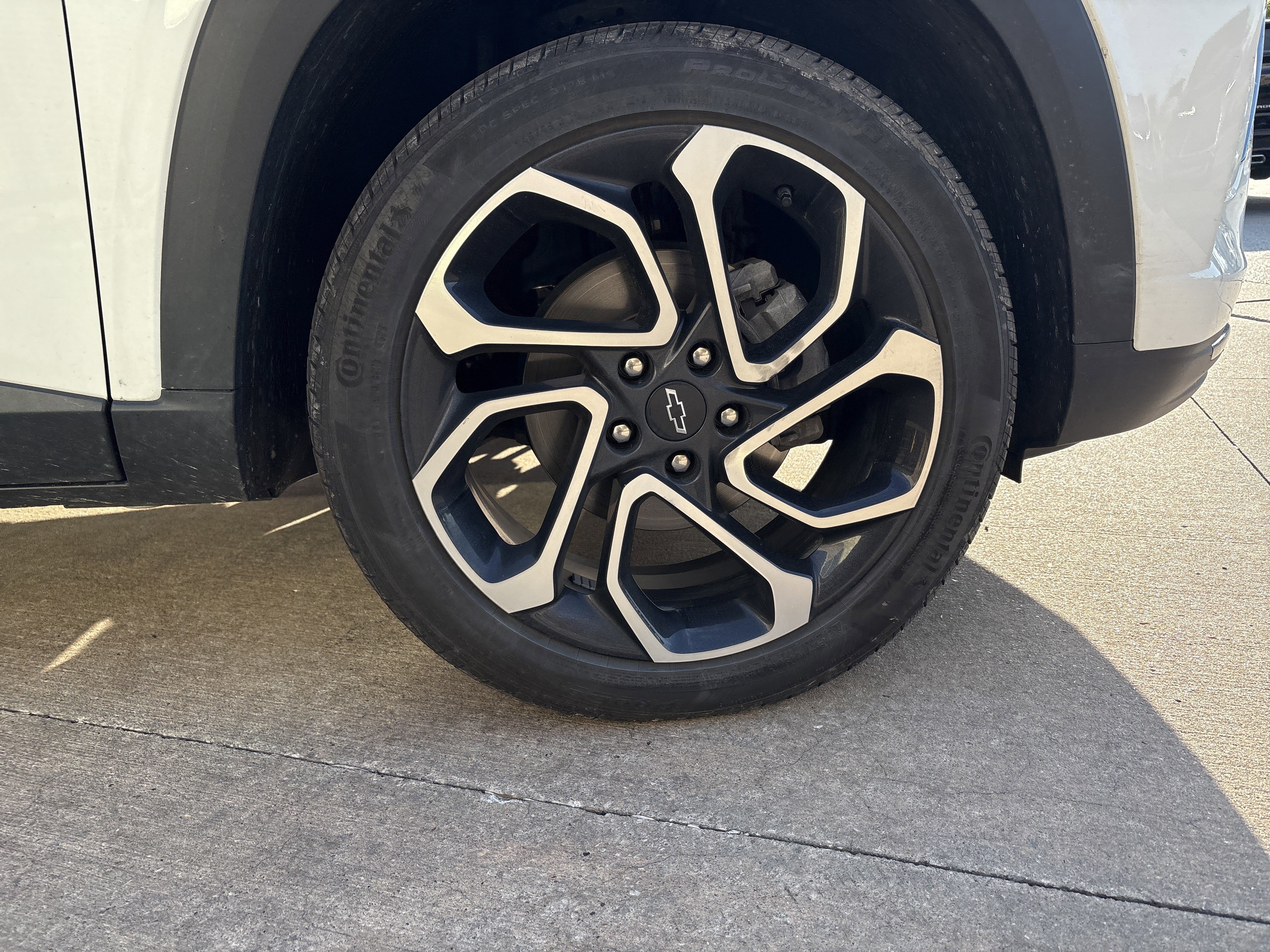 Used 2025 Chevrolet Trax RS w/ Driver Confidence Package image 15
