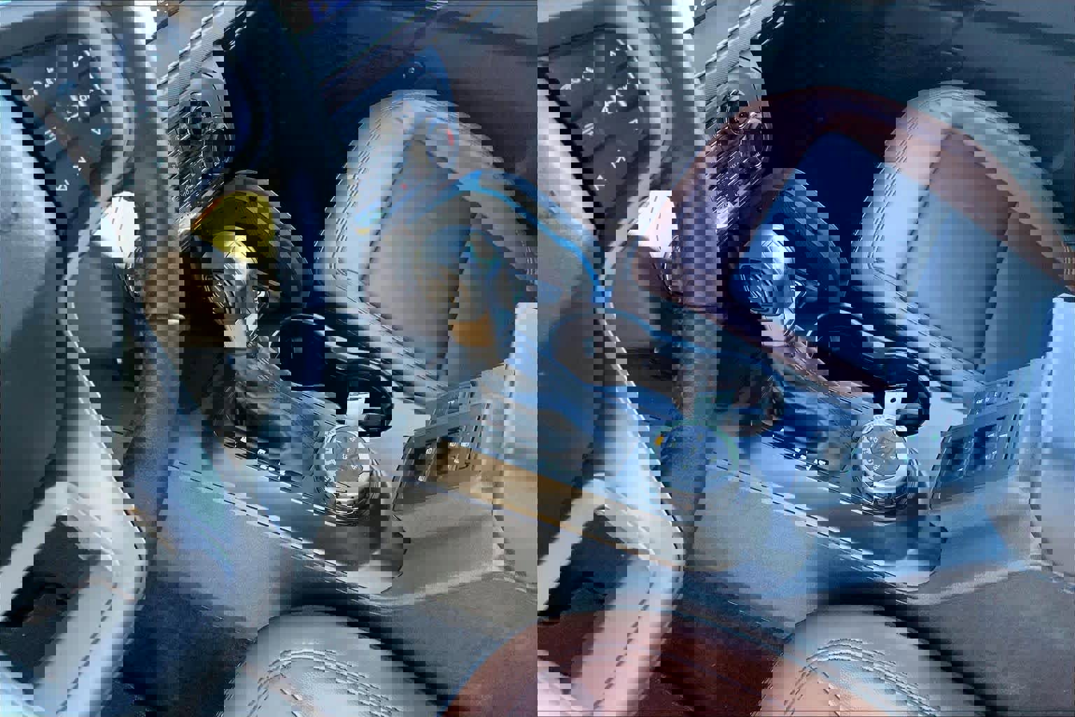 Used 2023 Ford Bronco Outer Banks image 16