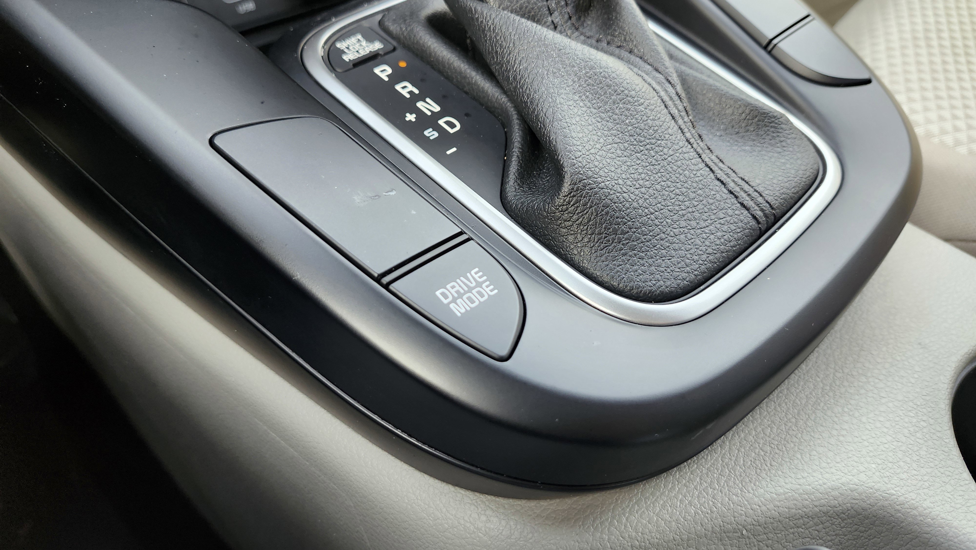 Used 2024 Kia Soul LX image 10