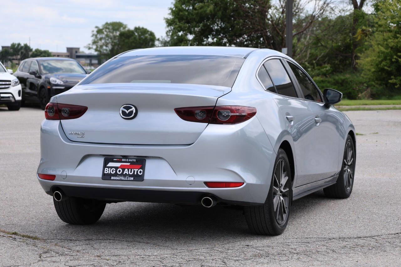 Used 2020 MAZDA MAZDA3 AWD Sedan w/ Select Package image 9