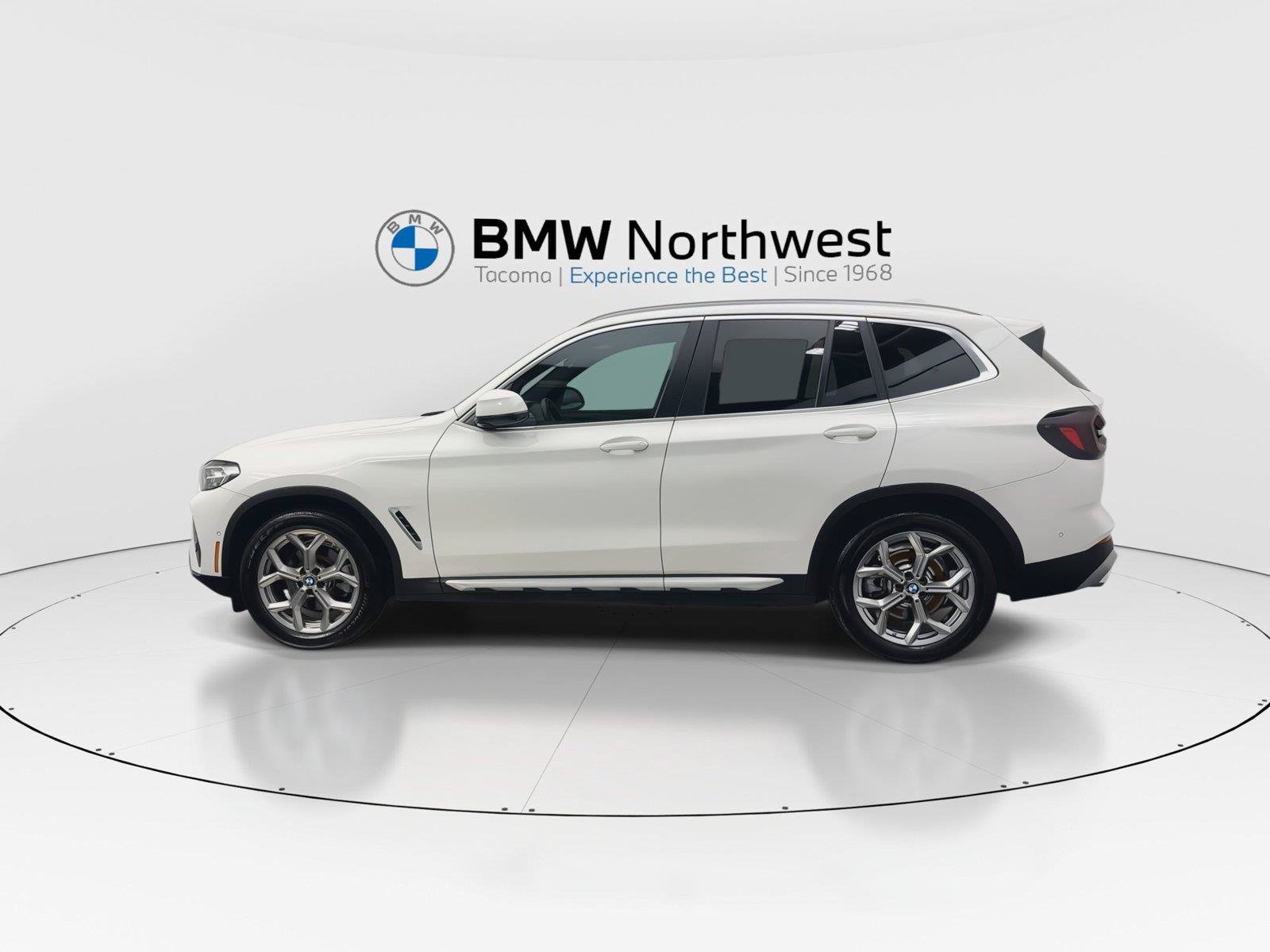 Used 2023 BMW X3 xDrive30i w/ Convenience Package AWD/4WD image 11