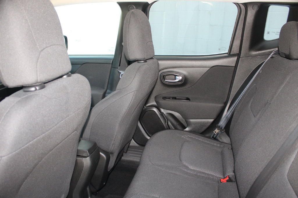 Used 2021 Jeep Renegade Sport FWD image 29