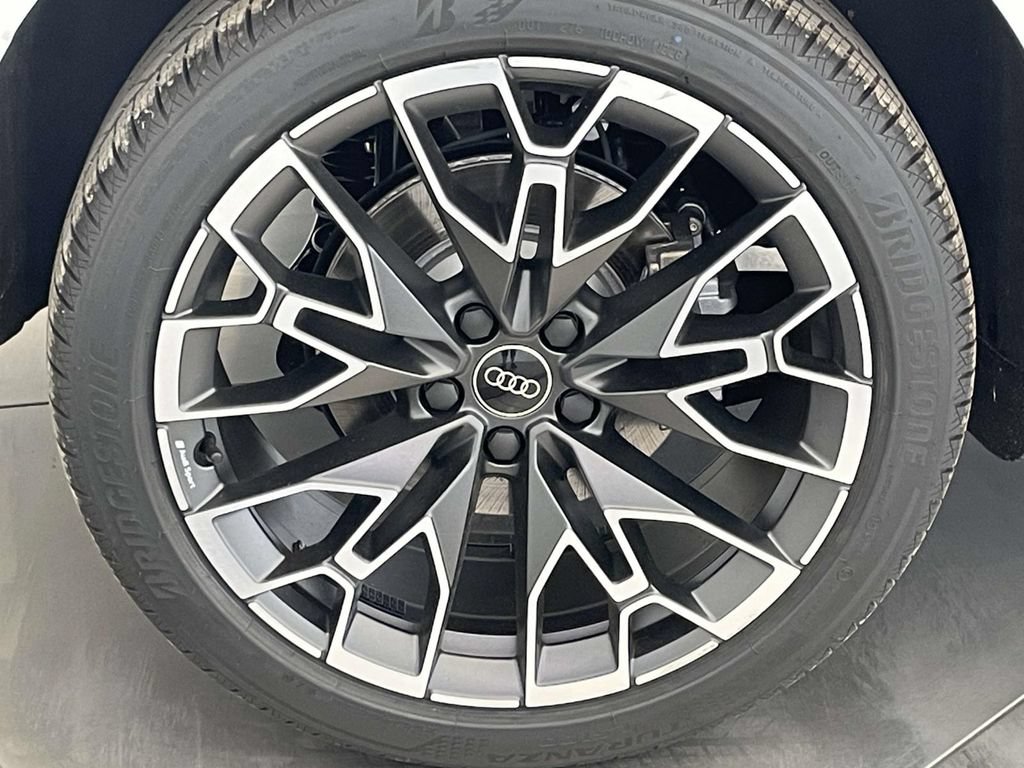 New 2026 Audi Q3 quattro 2.0T AWD/4WD image 13