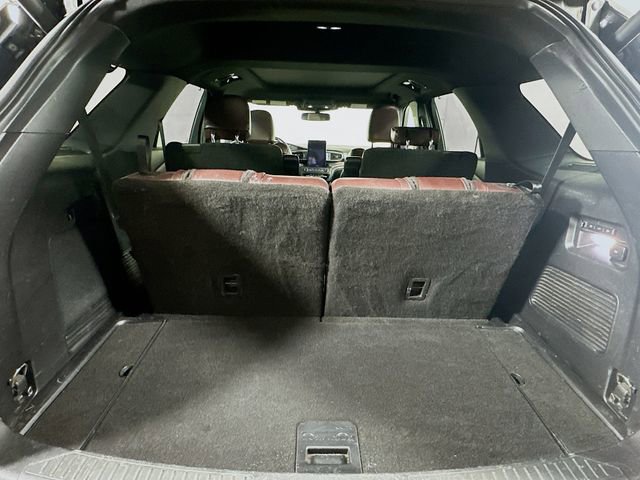 Used 2020 Ford Explorer Platinum w/ Premium Technology Package image 28