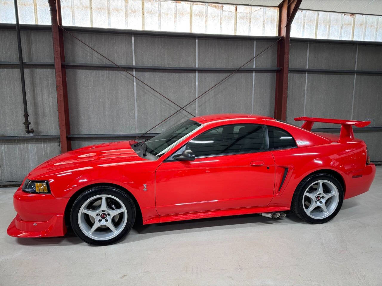 Used 2000 Ford Mustang Cobra RWD image 4
