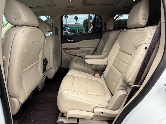 Certified 2019 GMC Acadia Denali w/ Technology Package AWD/4WD image 14