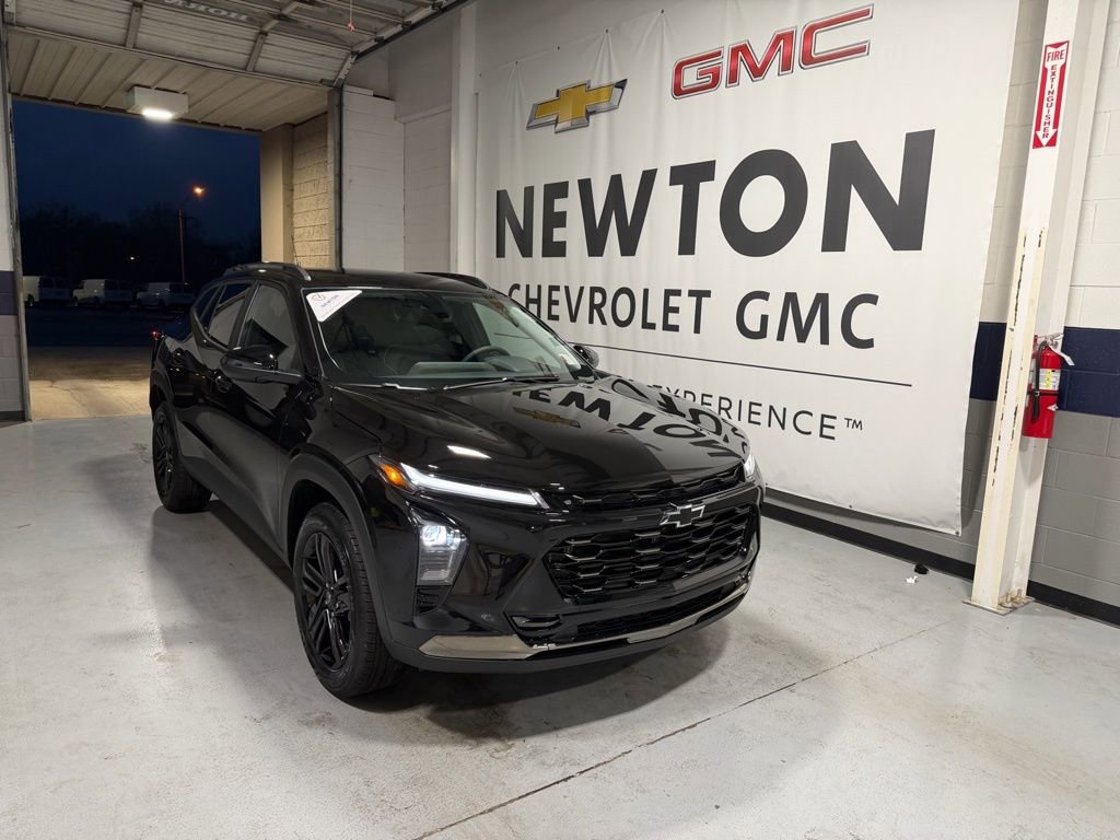 New 2026 Chevrolet Trax ACTIV w/ Driver Confidence Package image 2