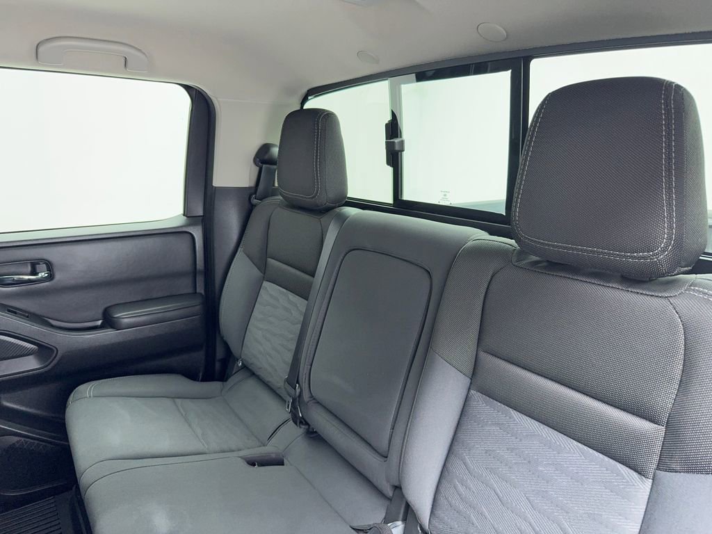 Used 2023 Nissan Frontier SV w/ SV Convenience Package image 40