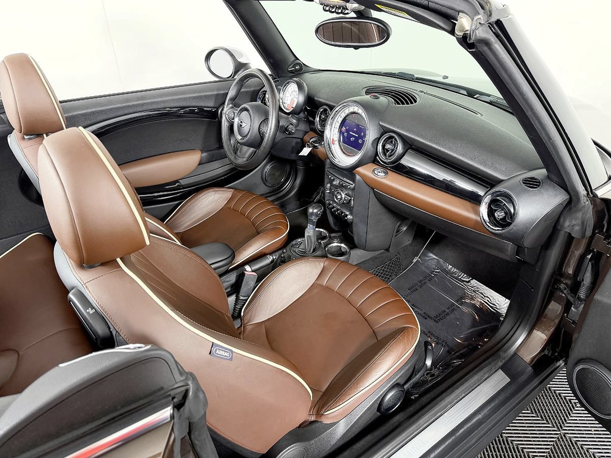 Used 2012 MINI Cooper Convertible FWD image 41