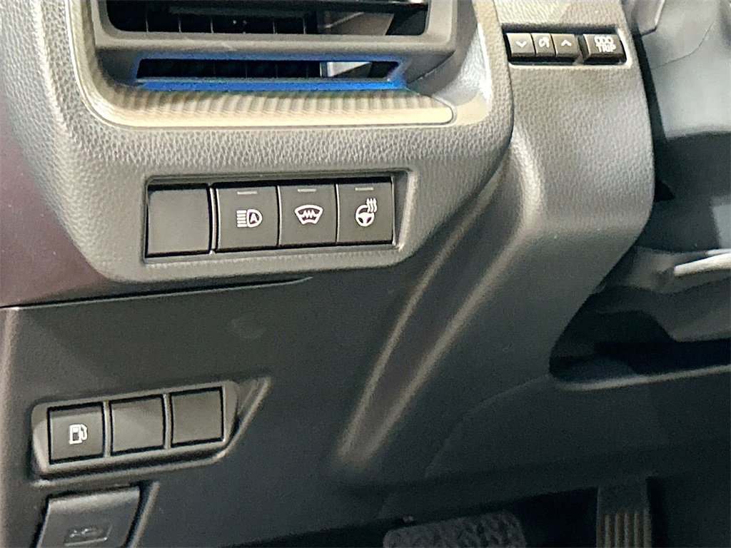 New 2026 Toyota Prius XLE image 10