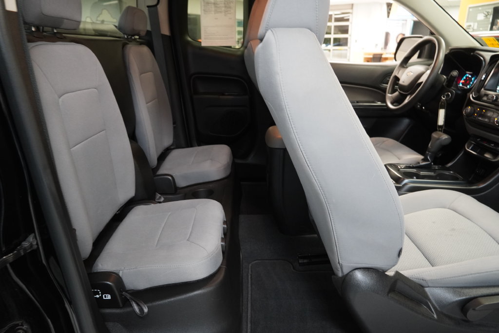 Used 2019 Chevrolet Colorado W/T AWD/4WD image 30