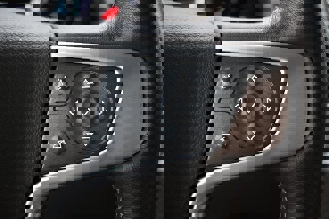 Used 2019 GMC Yukon SLT w/ Open Road Package image 41